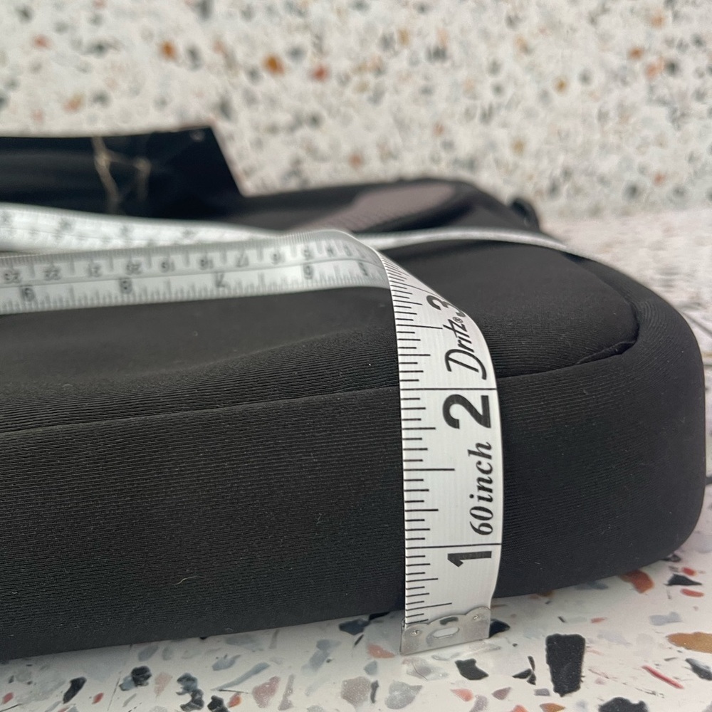 Targus Black and Gray Laptop Bag with Front Flap Closure - Picture 13 of 16
